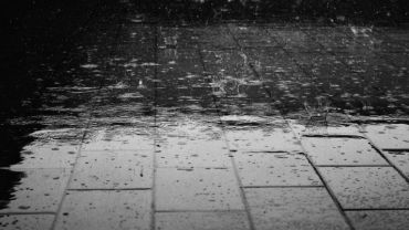 Intensywne opady deszczu w regionie. Ostrzeżenie synoptyków