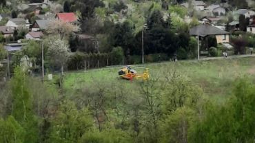 Za Chabrową lądował śmigłowiec LPR. Co się stało? (zdjęcia, wideo)